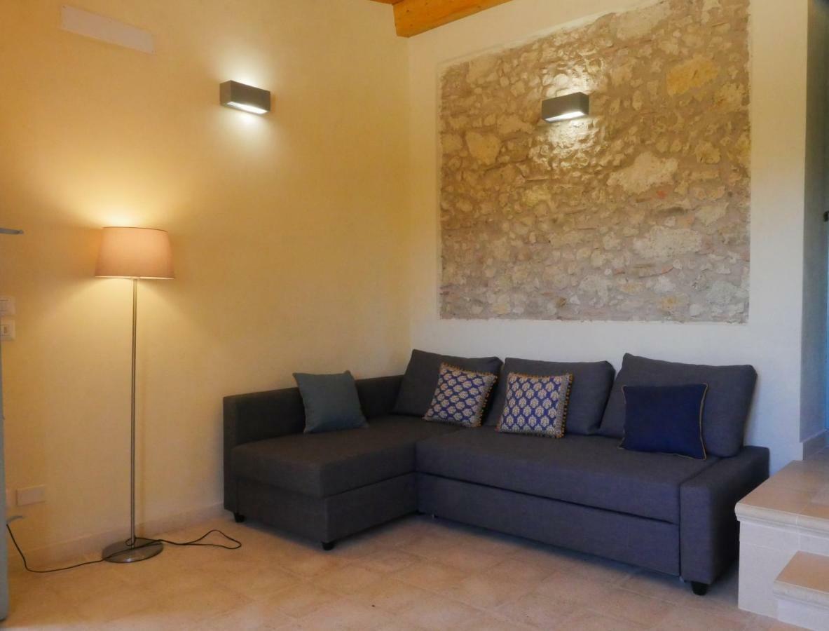 La Casa Del Miele Di Borgo Carbone Villa Locri Buitenkant foto